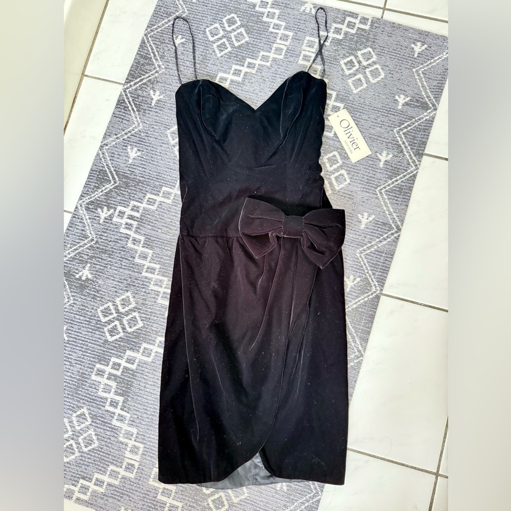Olivier New York Vintage Velvet Bow Detail Cocktail Dress Made in USA Deadstock